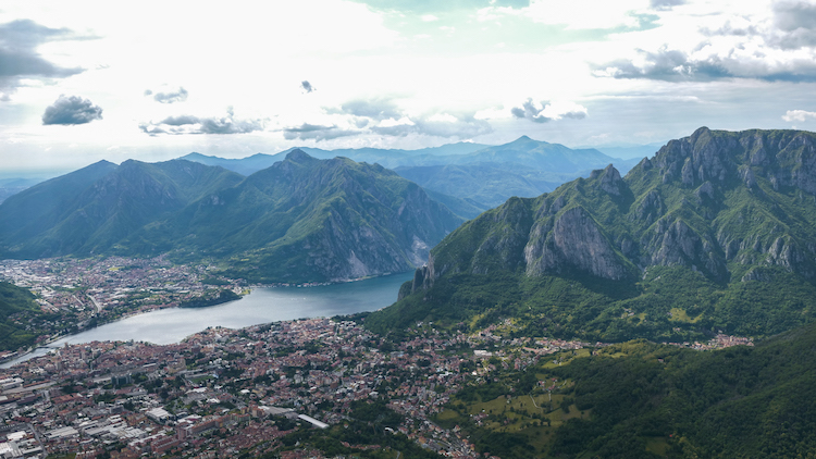 Hike berg Lecco uitzicht omgeving milaan