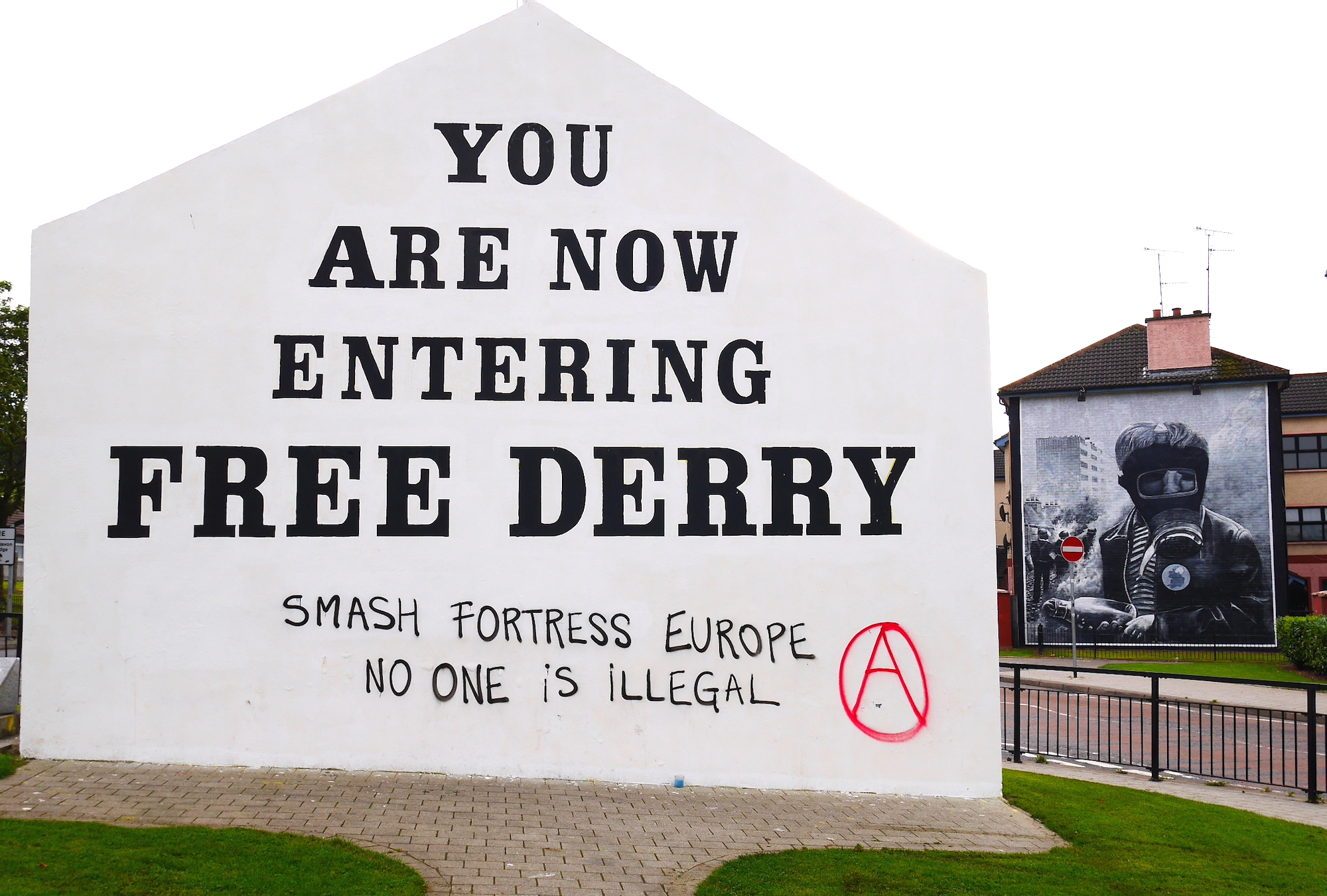 derry murals