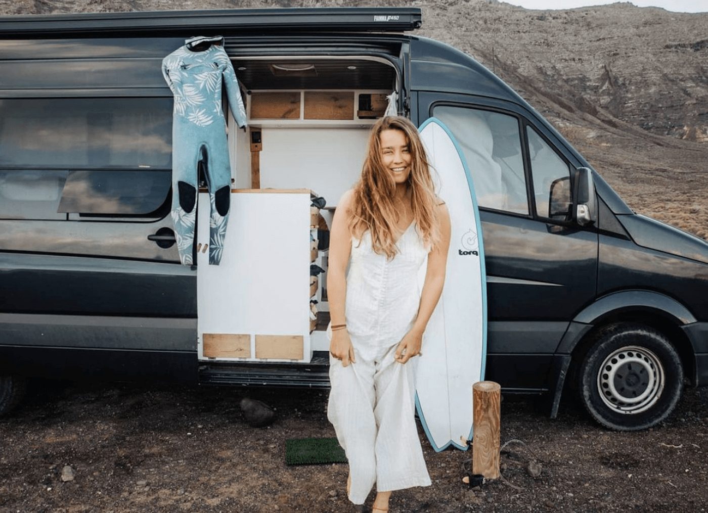 volkswagen crafter camper conversion after (1)